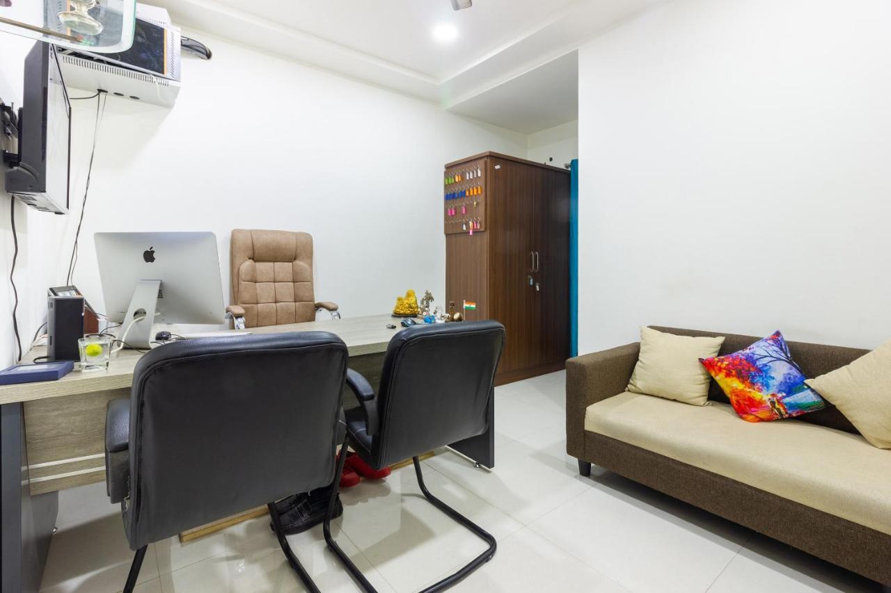 OYO 44149 Qualia Inn Kondapur Hyderabad Bagian luar foto