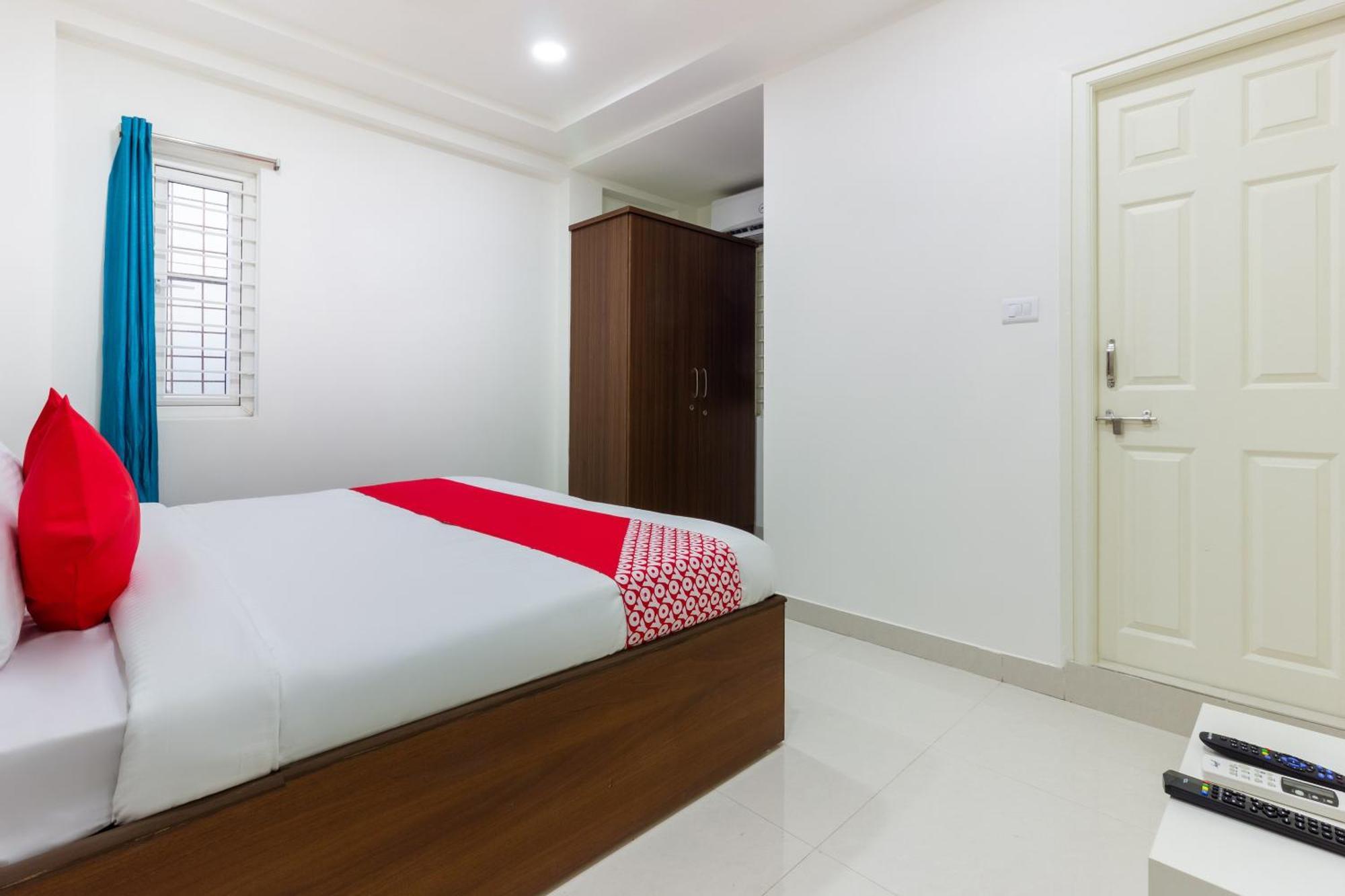 OYO 44149 Qualia Inn Kondapur Hyderabad Bagian luar foto