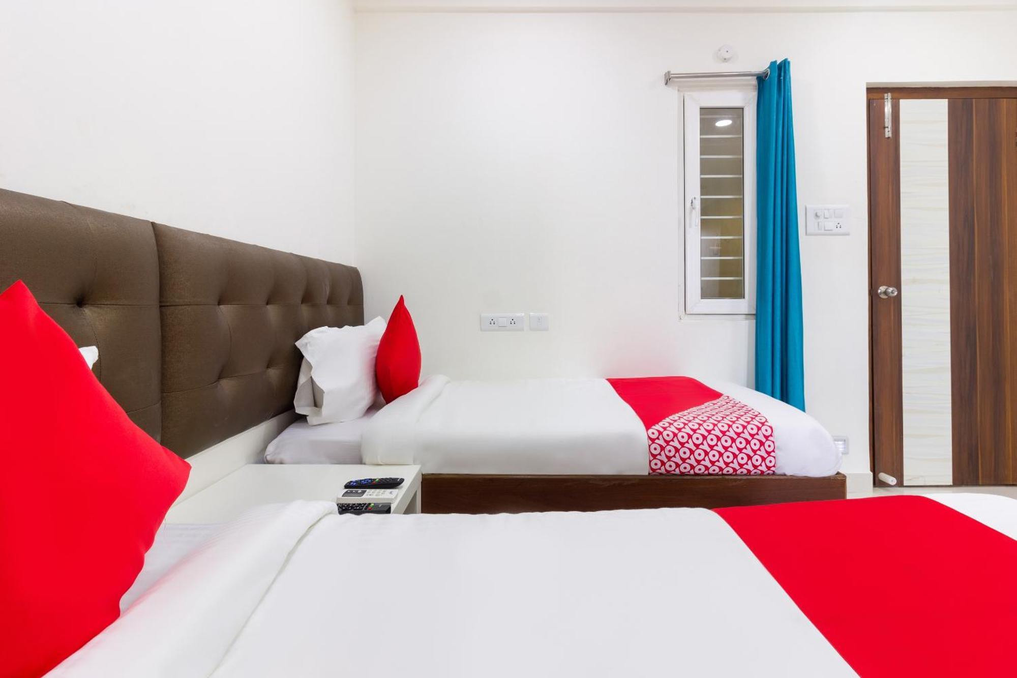 OYO 44149 Qualia Inn Kondapur Hyderabad Bagian luar foto